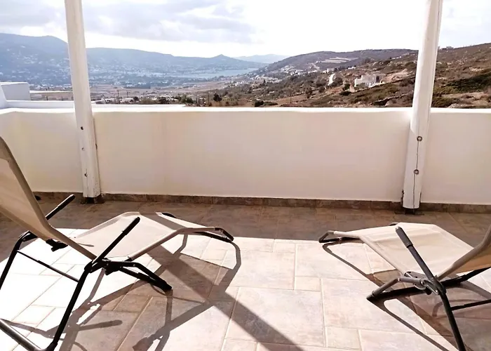 La Casa Dei Gatti Paros B&B *